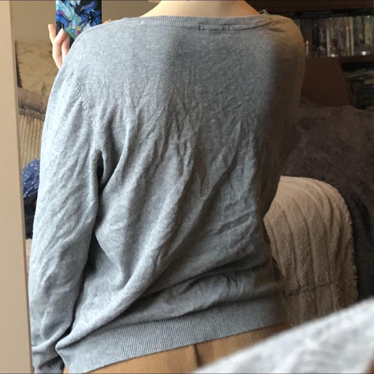 Grey jumper from H&M Size L but defiantly fit a... - Depop