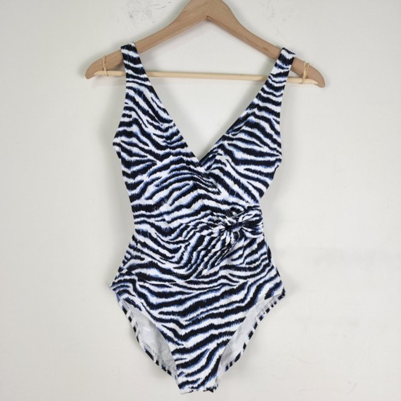 Tommy Bahama womens one piece swimsuit Sz 4 padded... Depop