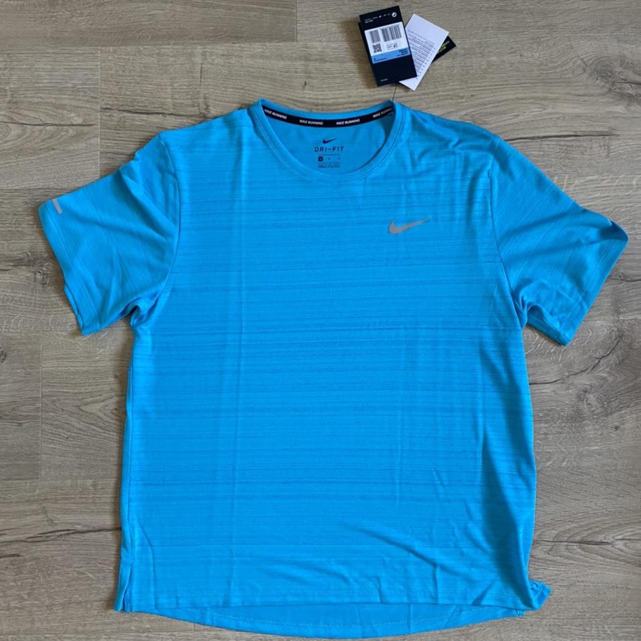 Nike Men's Blue T-shirt (2)