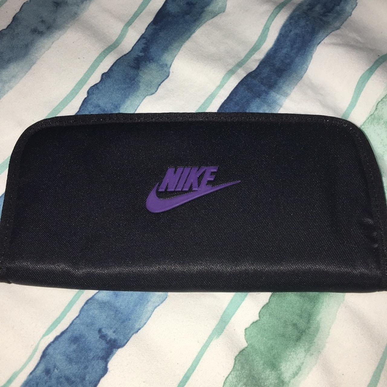 Nike zippy long wallet brand new Depop