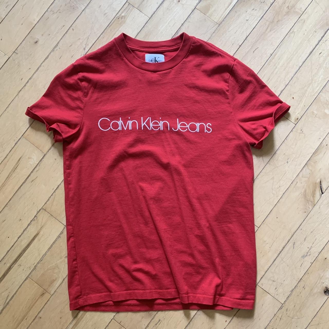 calvin klein 34d t-shirt bra 🖤✨ thrifted ! in - Depop