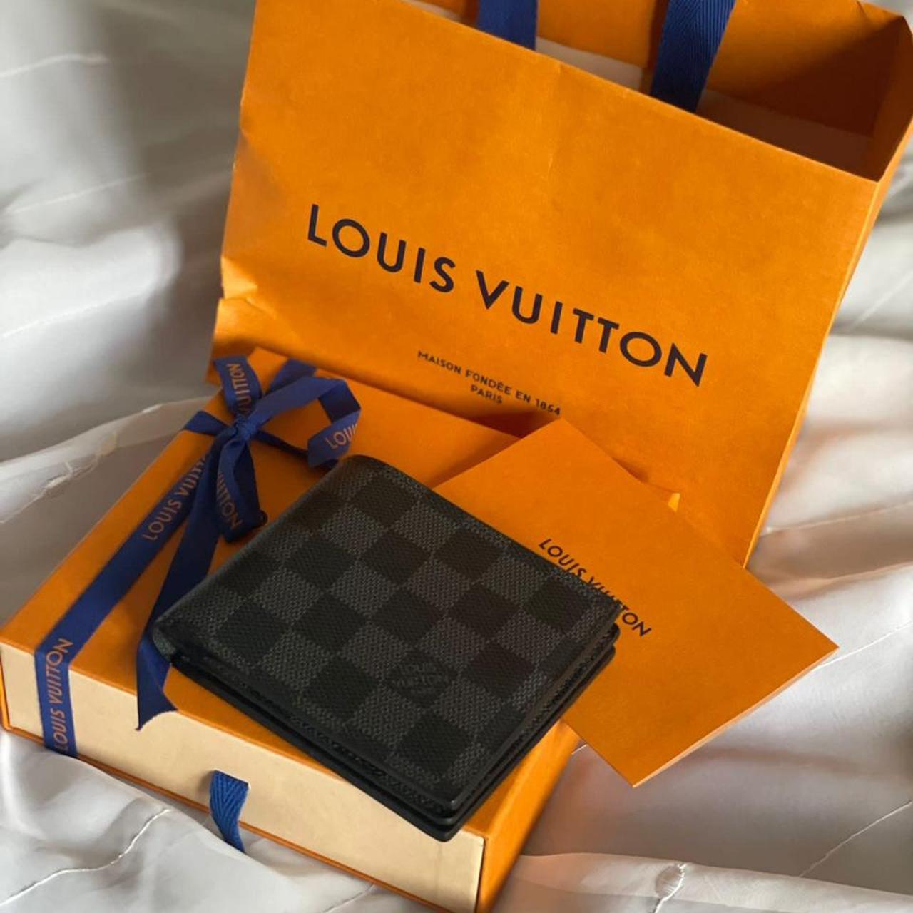 Louis Vuitton Amerigo Mens Wallet Excellent - Depop