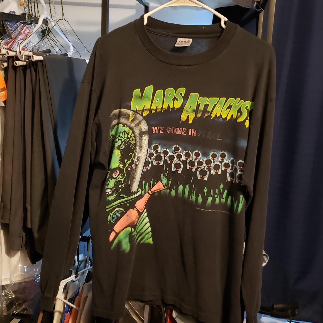 👽VINTAGE 1996 MARS ATTACKS LONGSLEEVE👽, OH BOY WHAT...