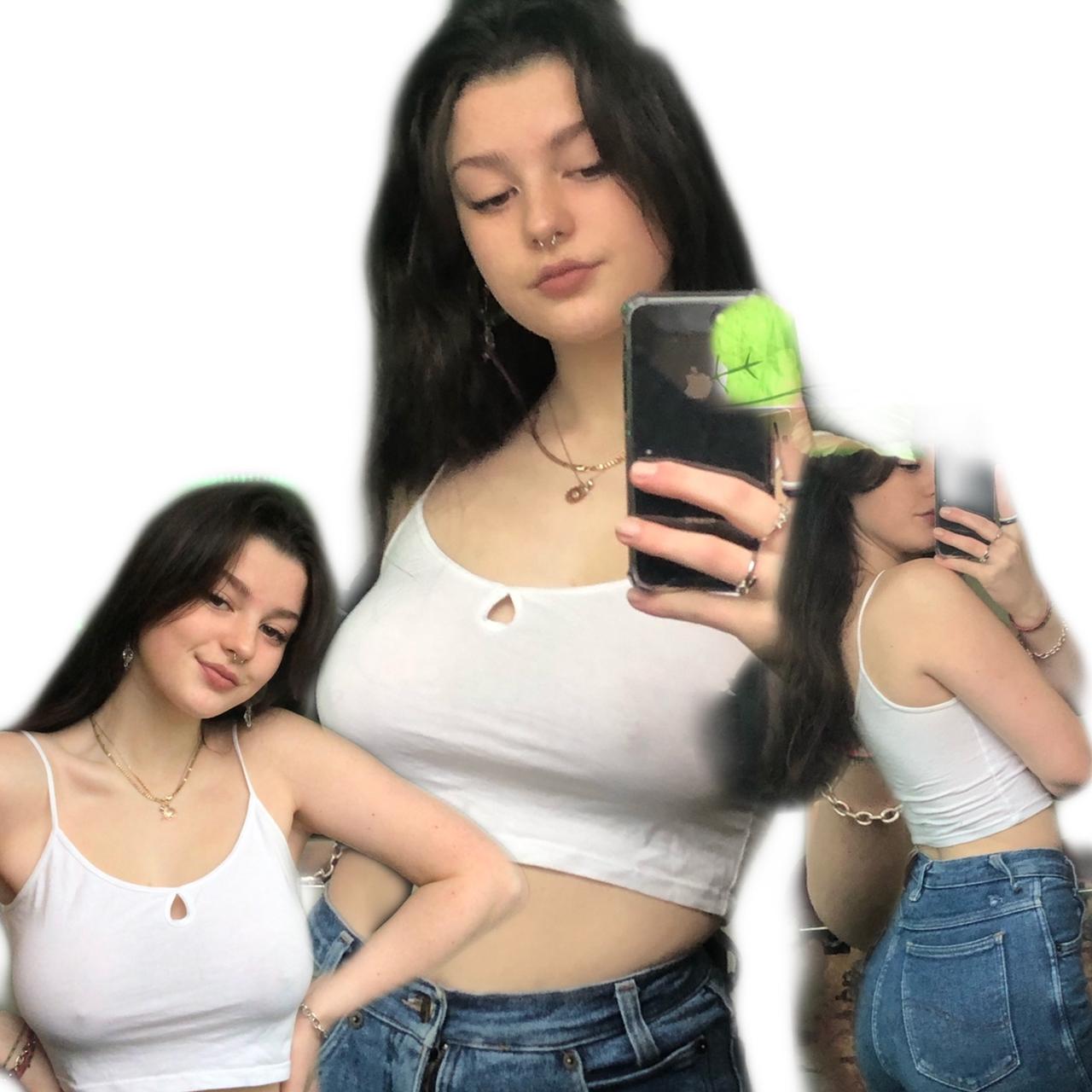 super cute brandy melville crop top got this at Depop