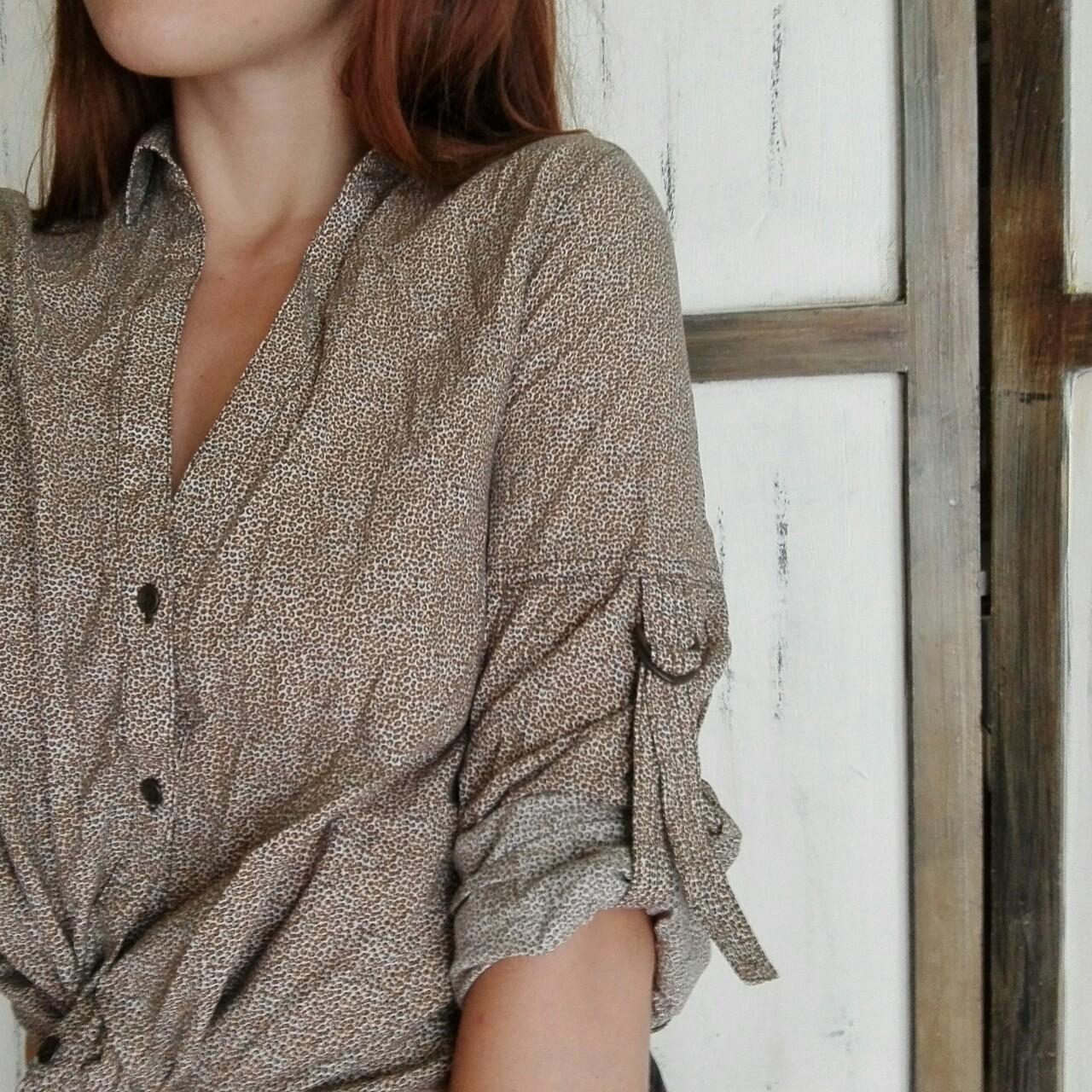 Camicia di Zara con bottoncini in ferro e Depop