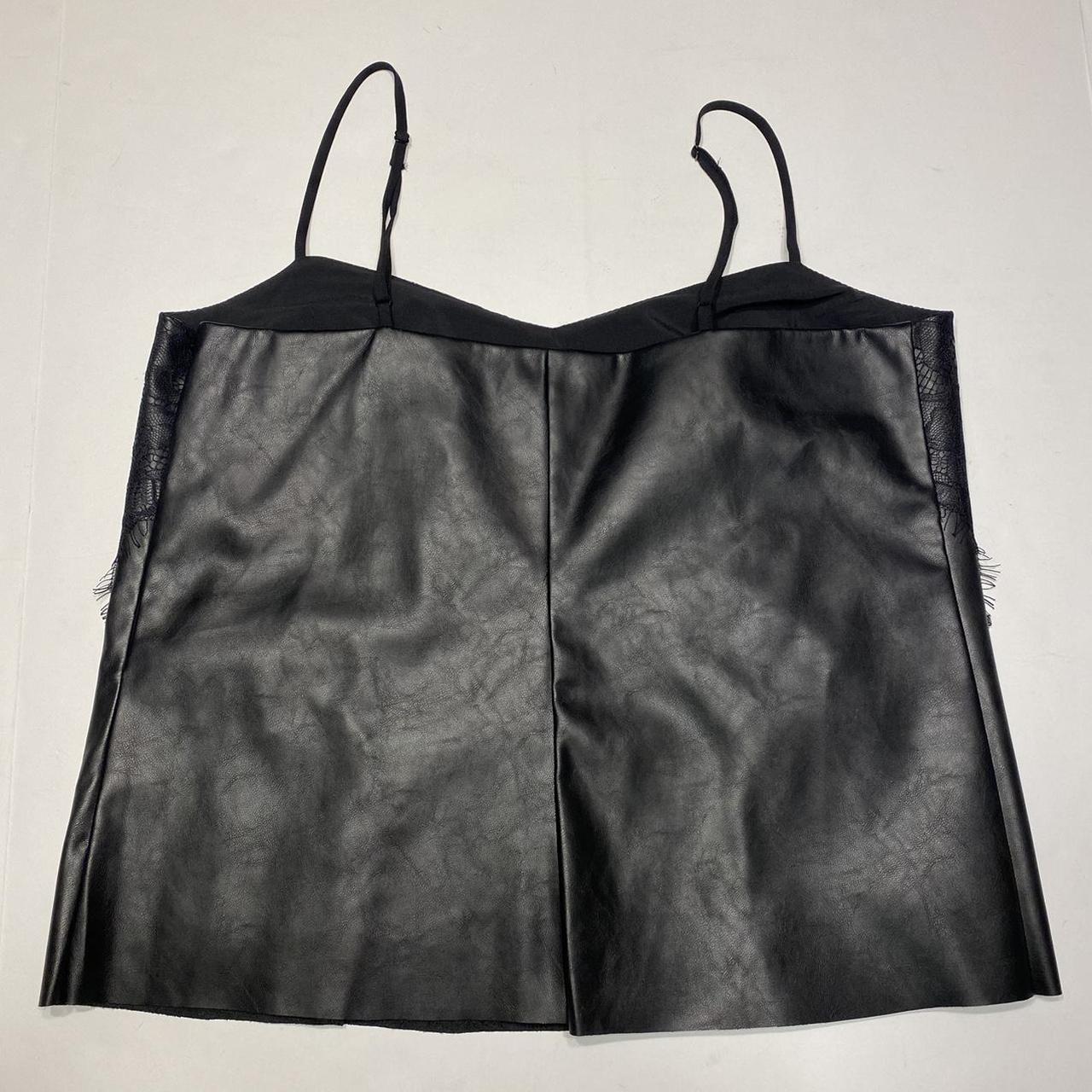 Express Women's Black Veststankscamis Depop