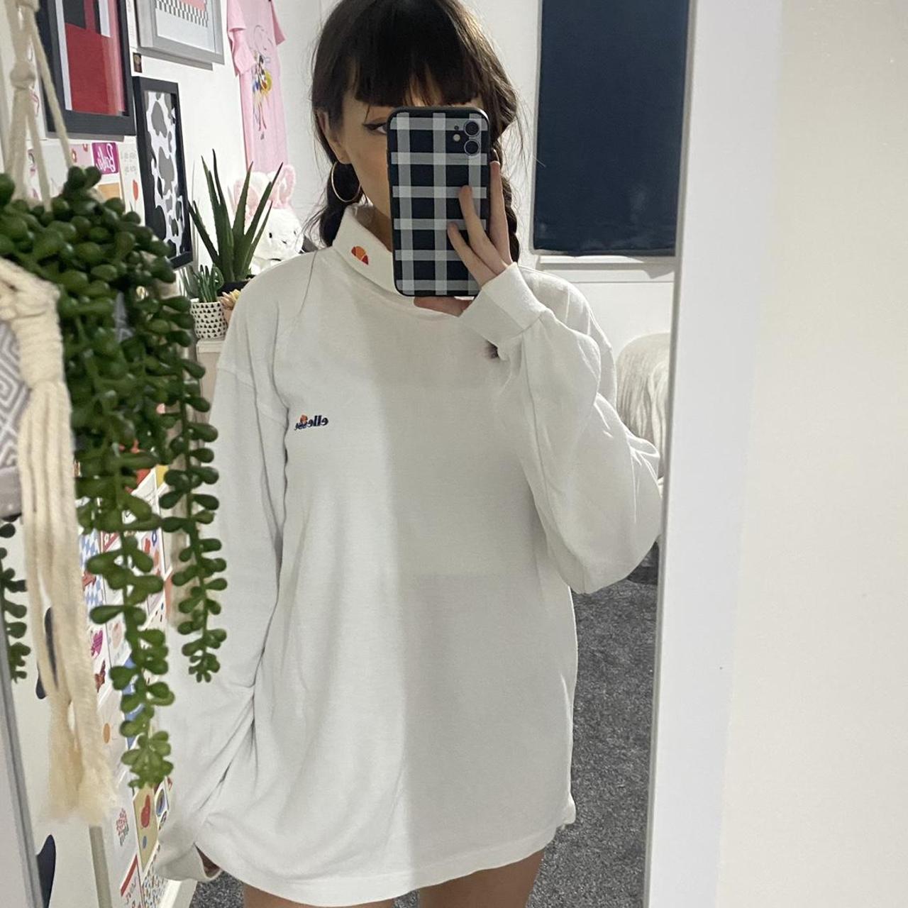 vintage ellesse turtleneck 🖤🌺 - super cute white... - Depop