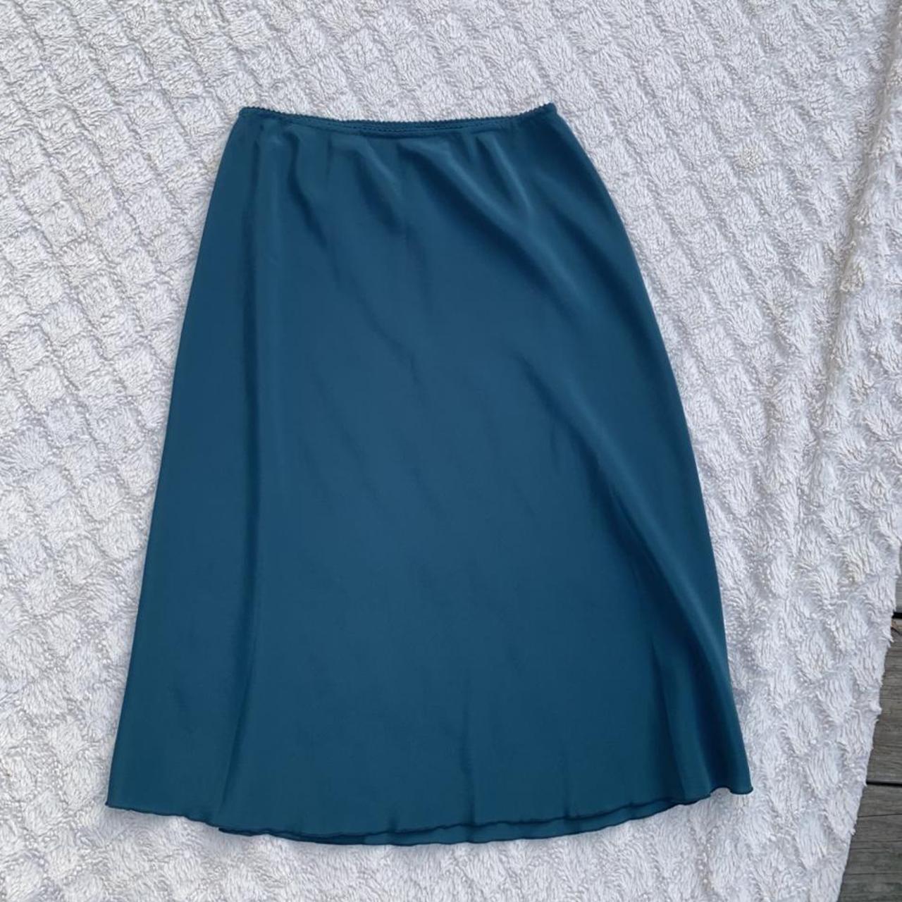 Beautiful 90’s vintage midi skirt in perfect... - Depop