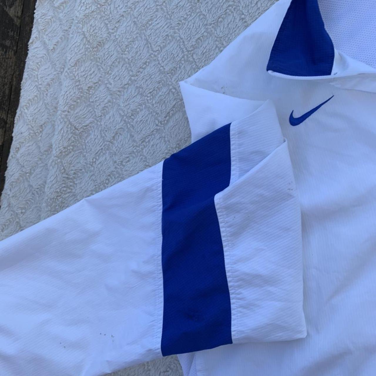 Nike Men's White and Navy (3)