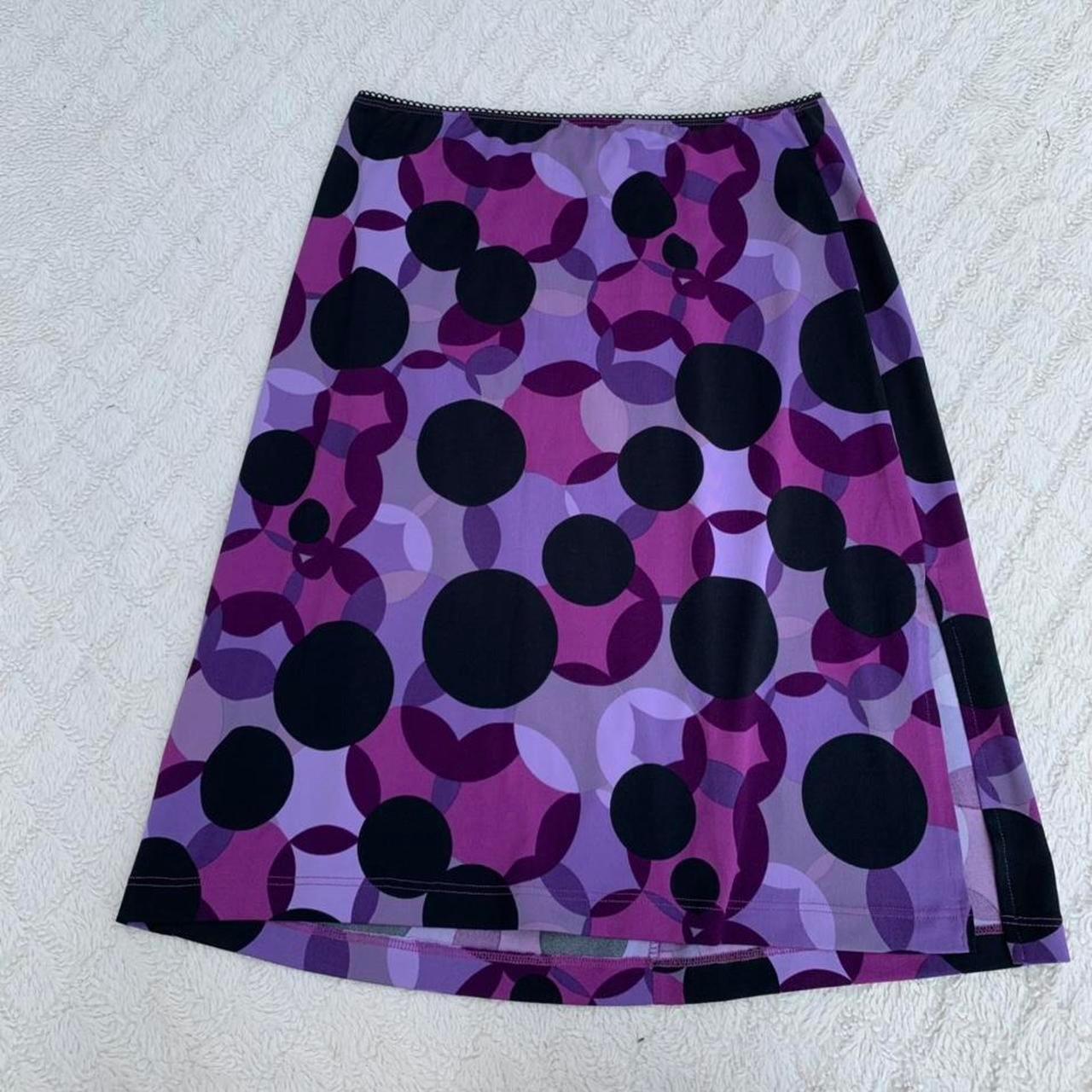 90’s/y2k midi skirt in perfect condition. Super... - Depop