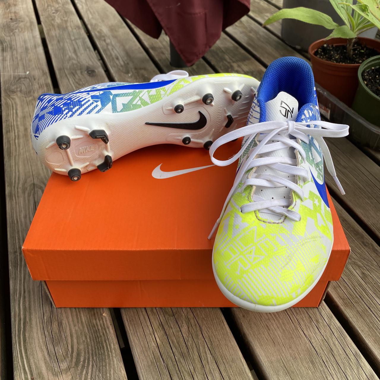 nike football boots size 5.5
