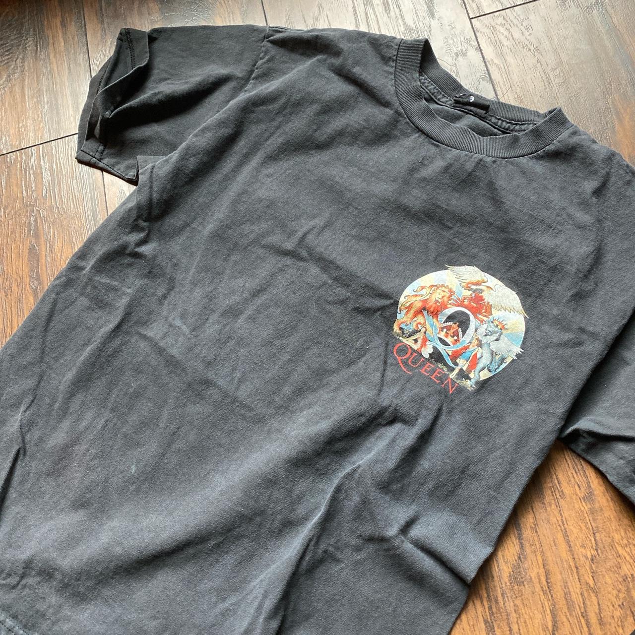 Queen Urban Outfitters Top Depop