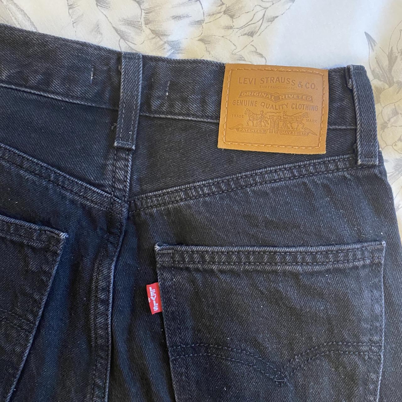 Levi's Women's Black Jeans | Depop