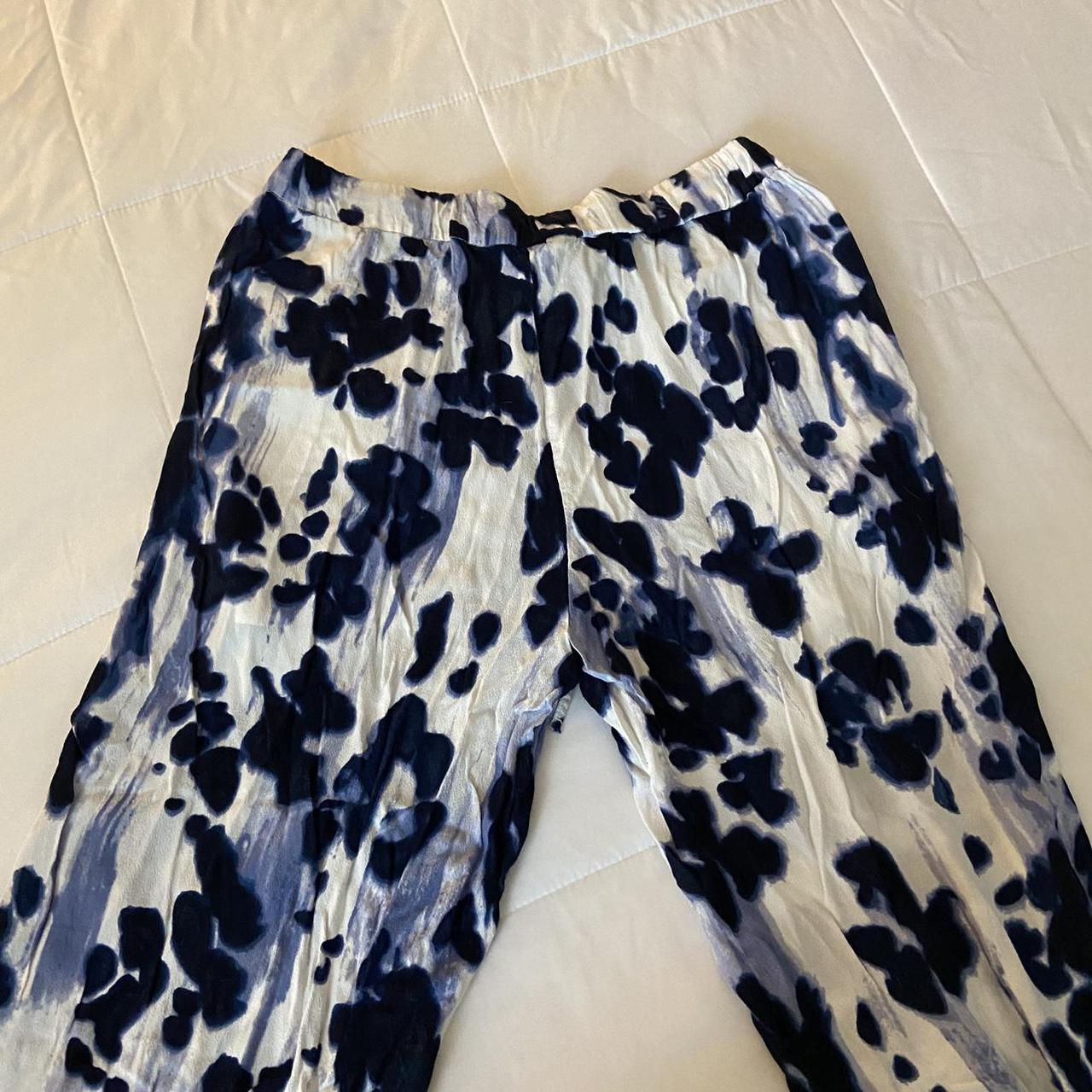 Product Image 4 - White and Blue Flowy Pants

From