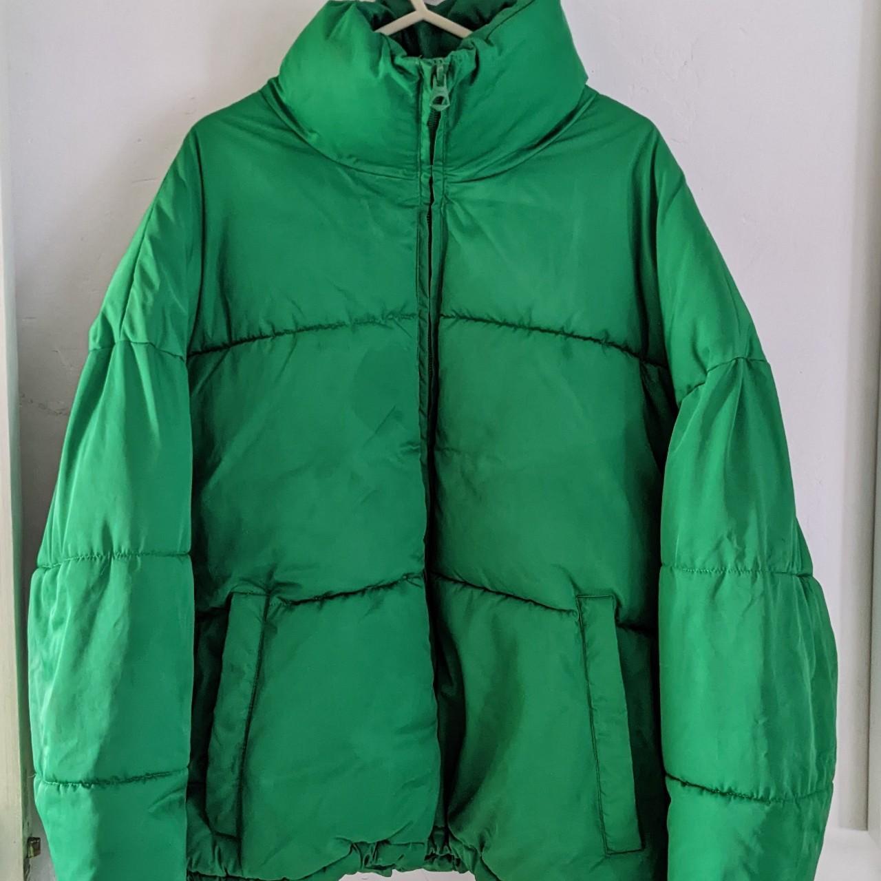 Mens Green Zara puffer jacket Button on inside... - Depop