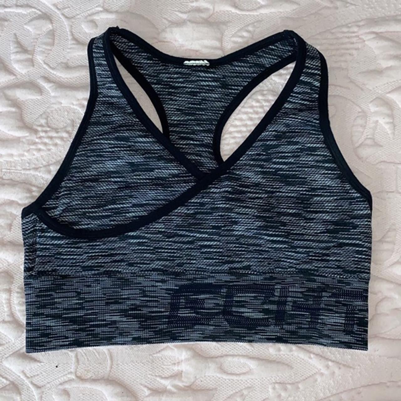 Echt sports bra fits a 8-10 comfortably women’s in... - Depop