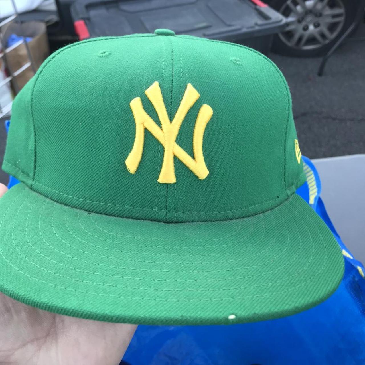 Yankees Fitted Hat 7 5/8 - Depop