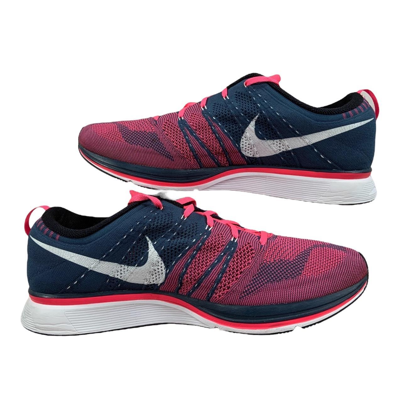 Nike flyknit store trainer mens pink