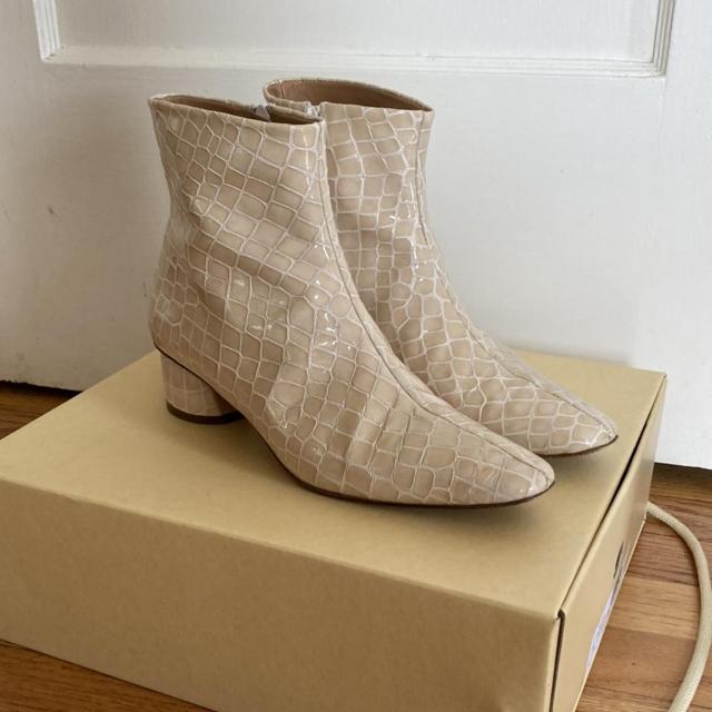 loq matea ankle boot