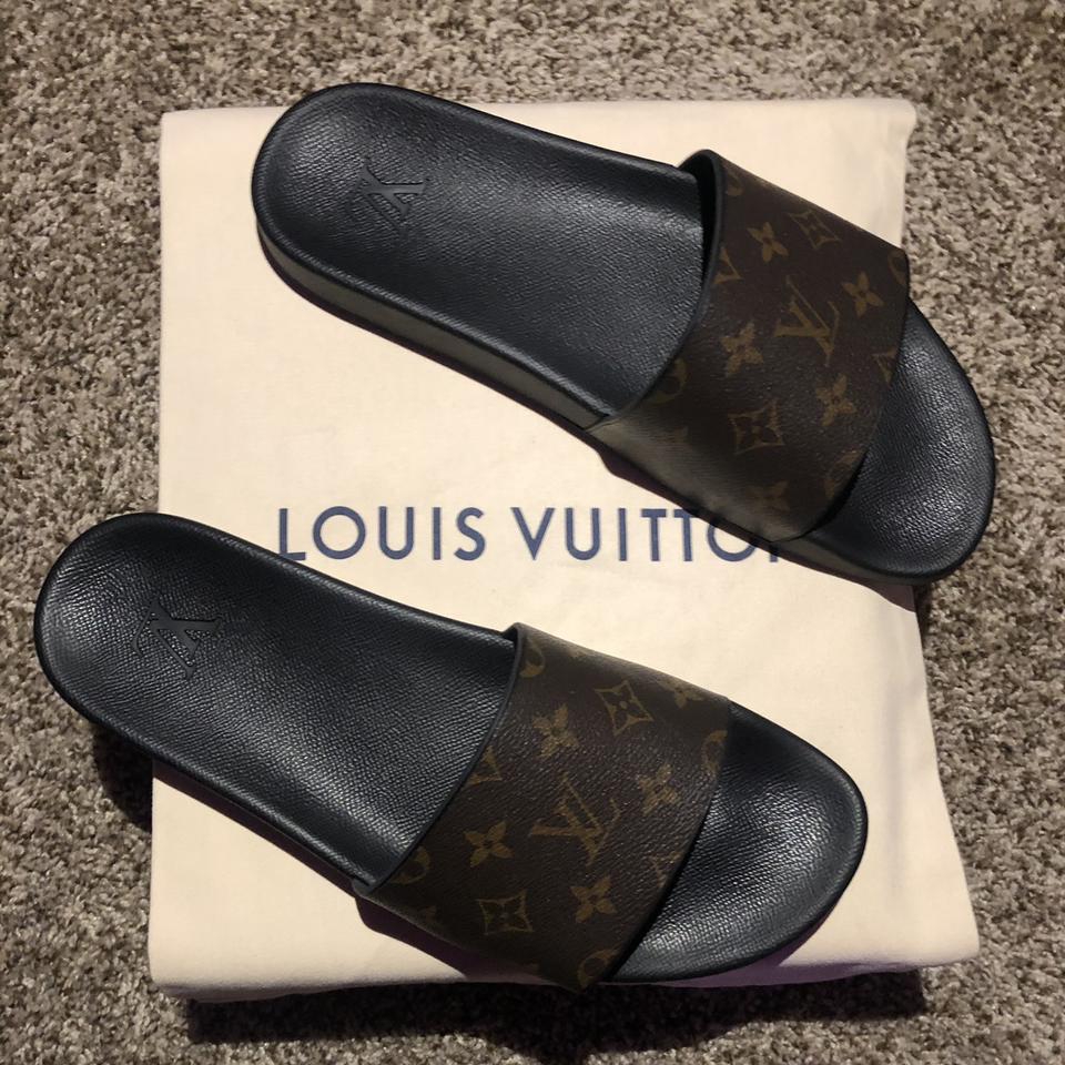Louis Vuitton slides Men size 9.5 - Depop