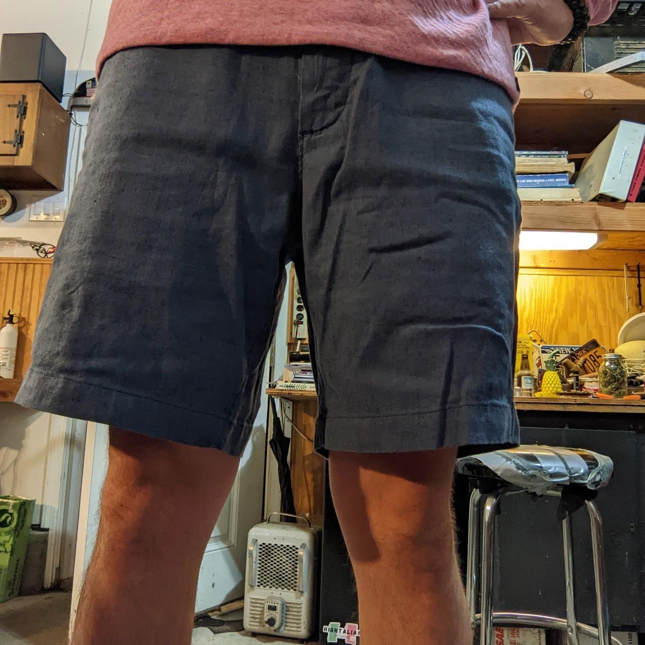Faherty Men's Navy and Blue Shorts