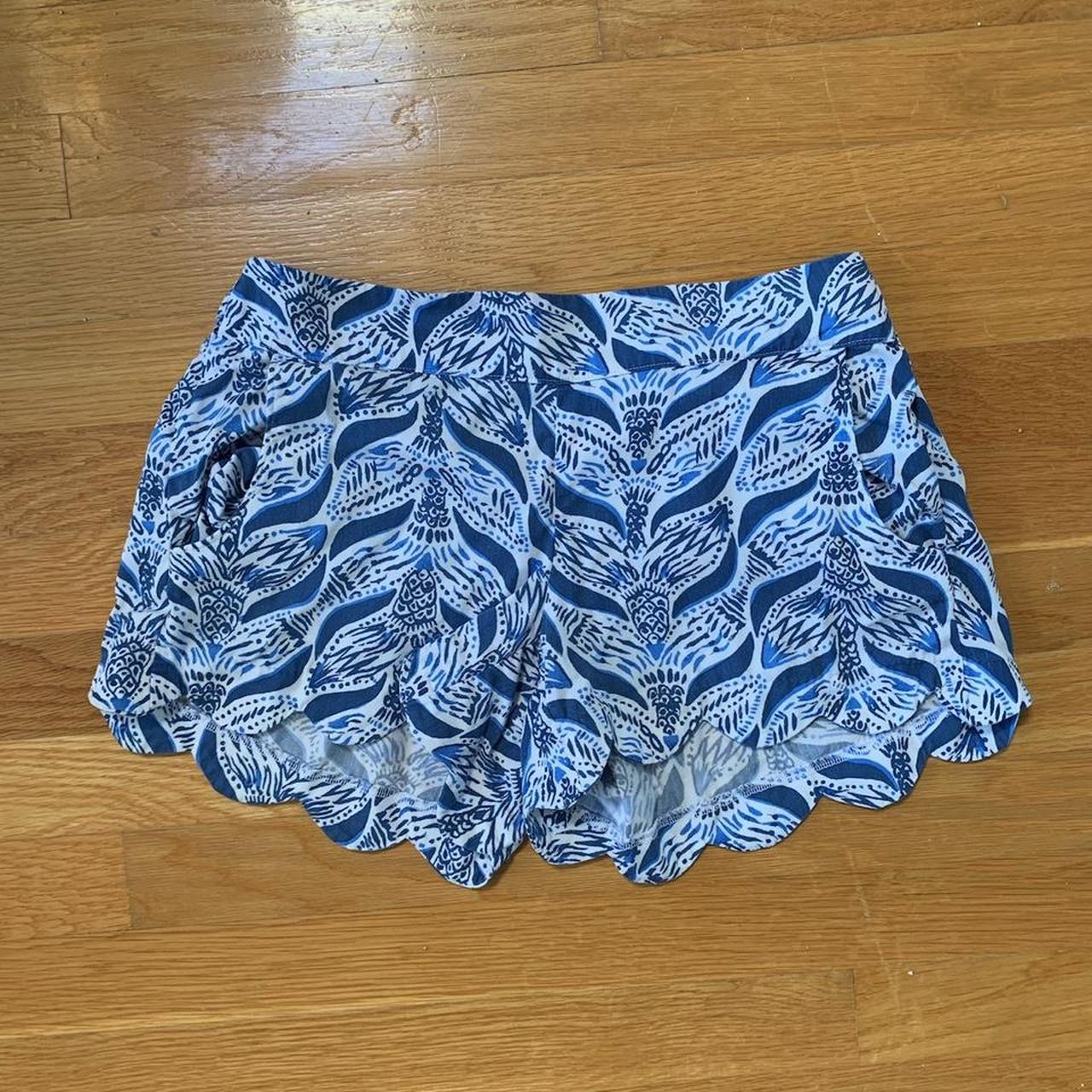 Lilly Pulitzer Dahlia Shorts in Mermaids Tail -blue... - Depop