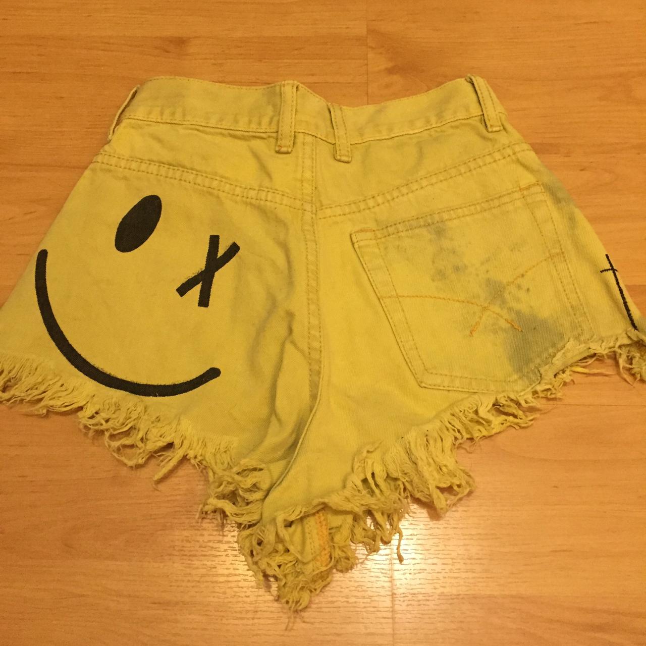 yellow winky face shorts