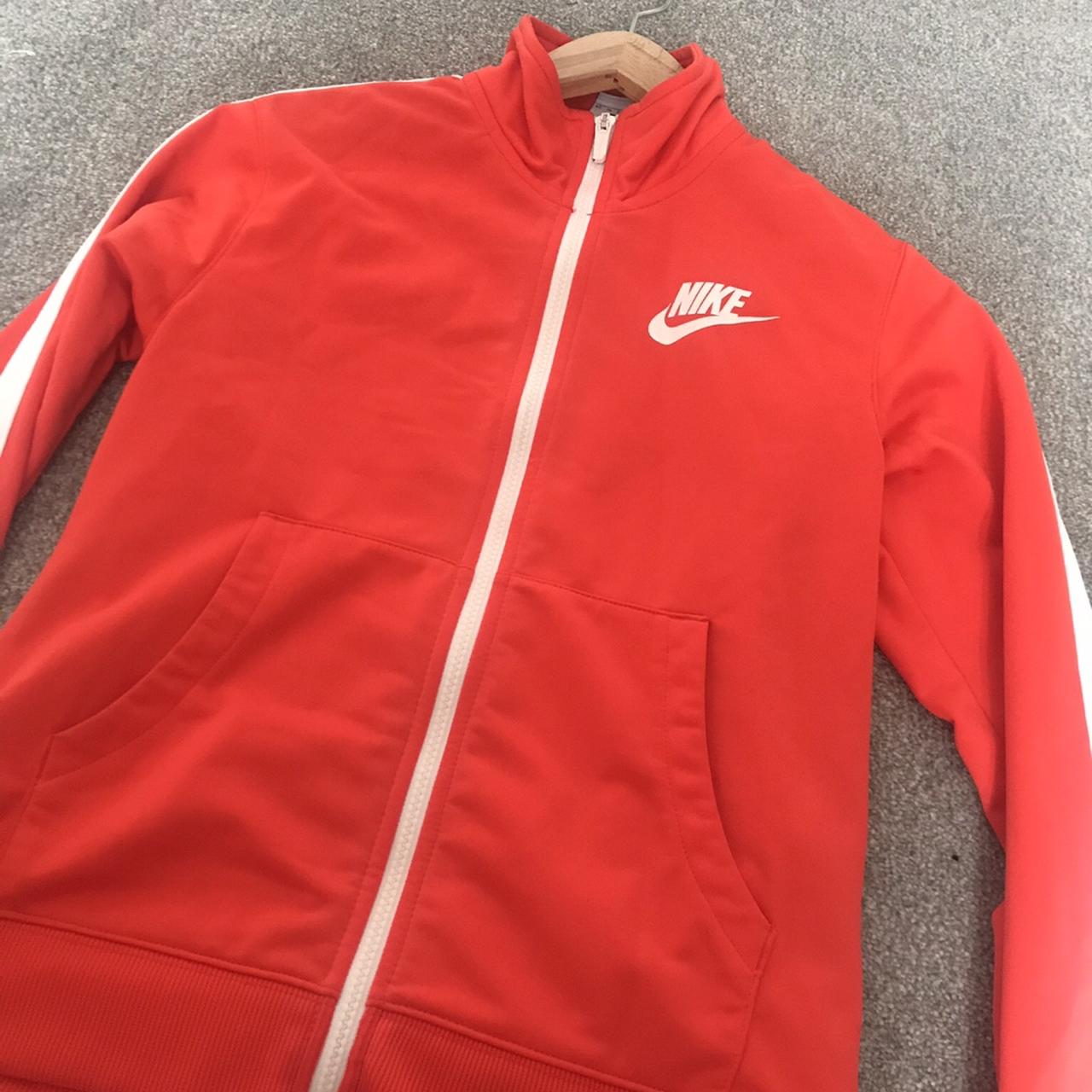 Nike windrunner coral best sale