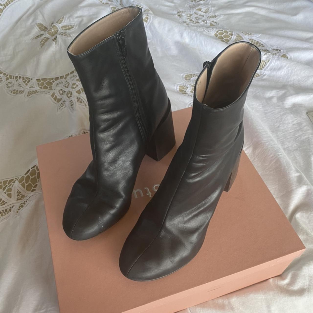 Acne Studios Saul boots Color Black Pointed. Depop