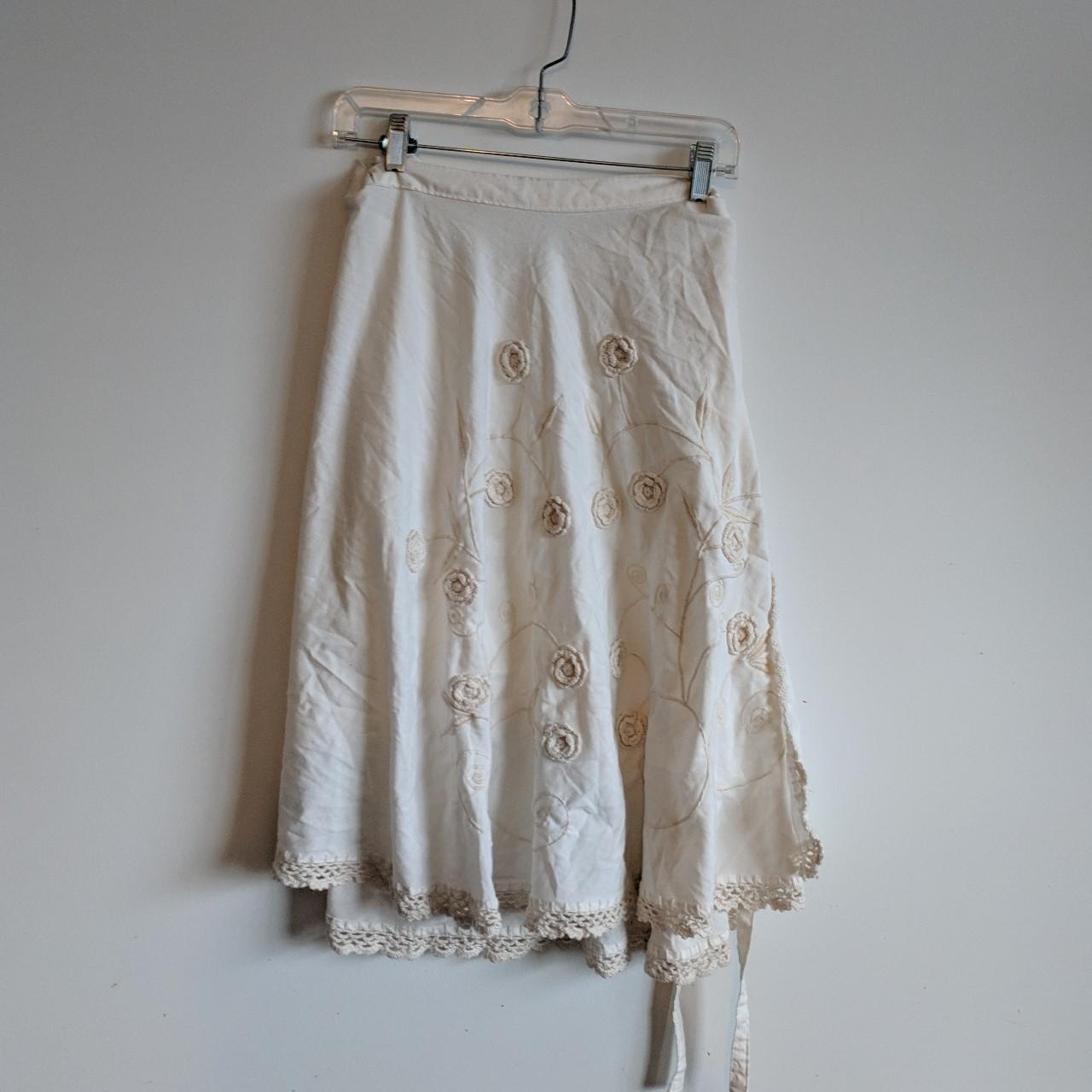 ;Stunning white vintage 1960s / 1970s wrap skirt... - Depop