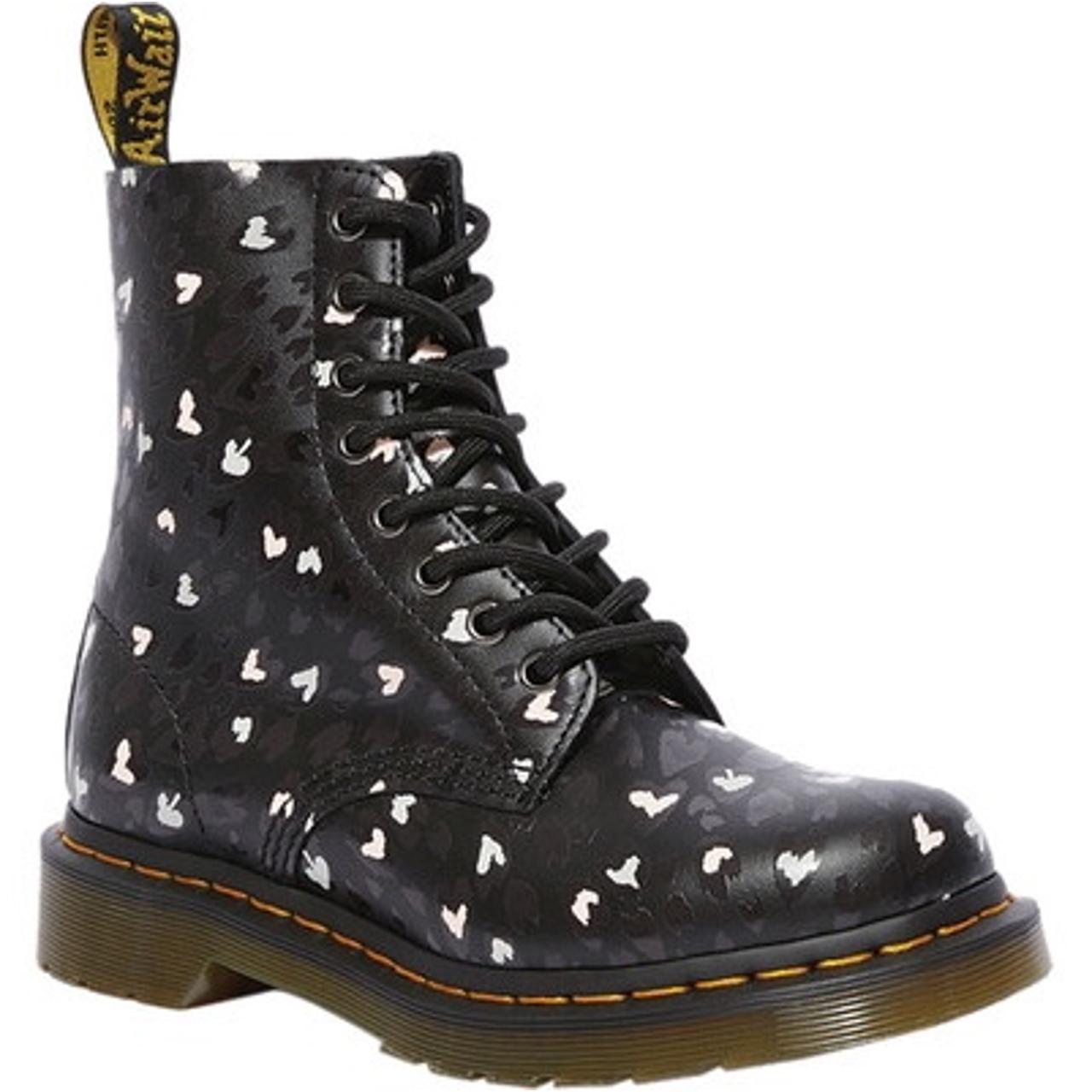 dr martens black pink