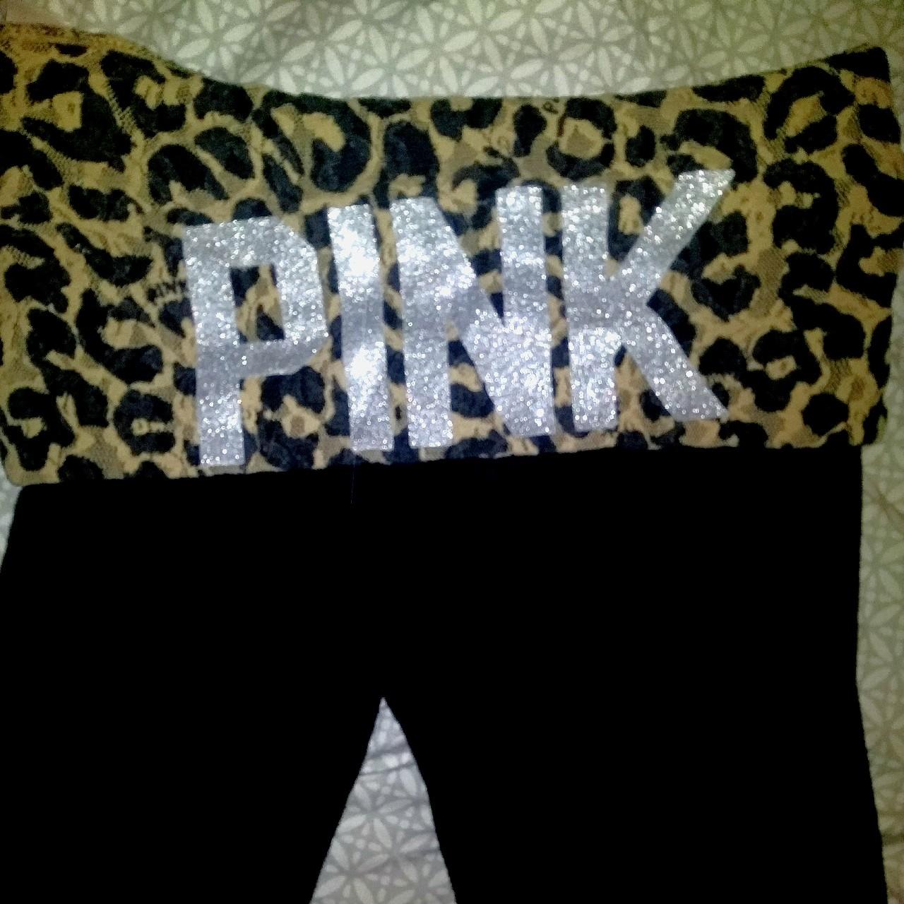 VS PINK yoga pants Super cute the fold over part is - Depop