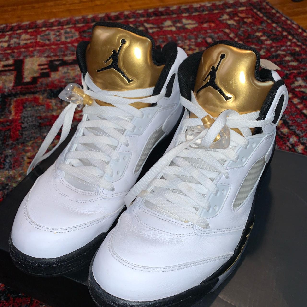 Jordan shops retro 5 gold