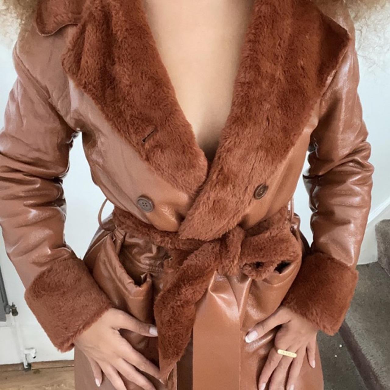 Brown patent coat with faux fur lining, cuffs