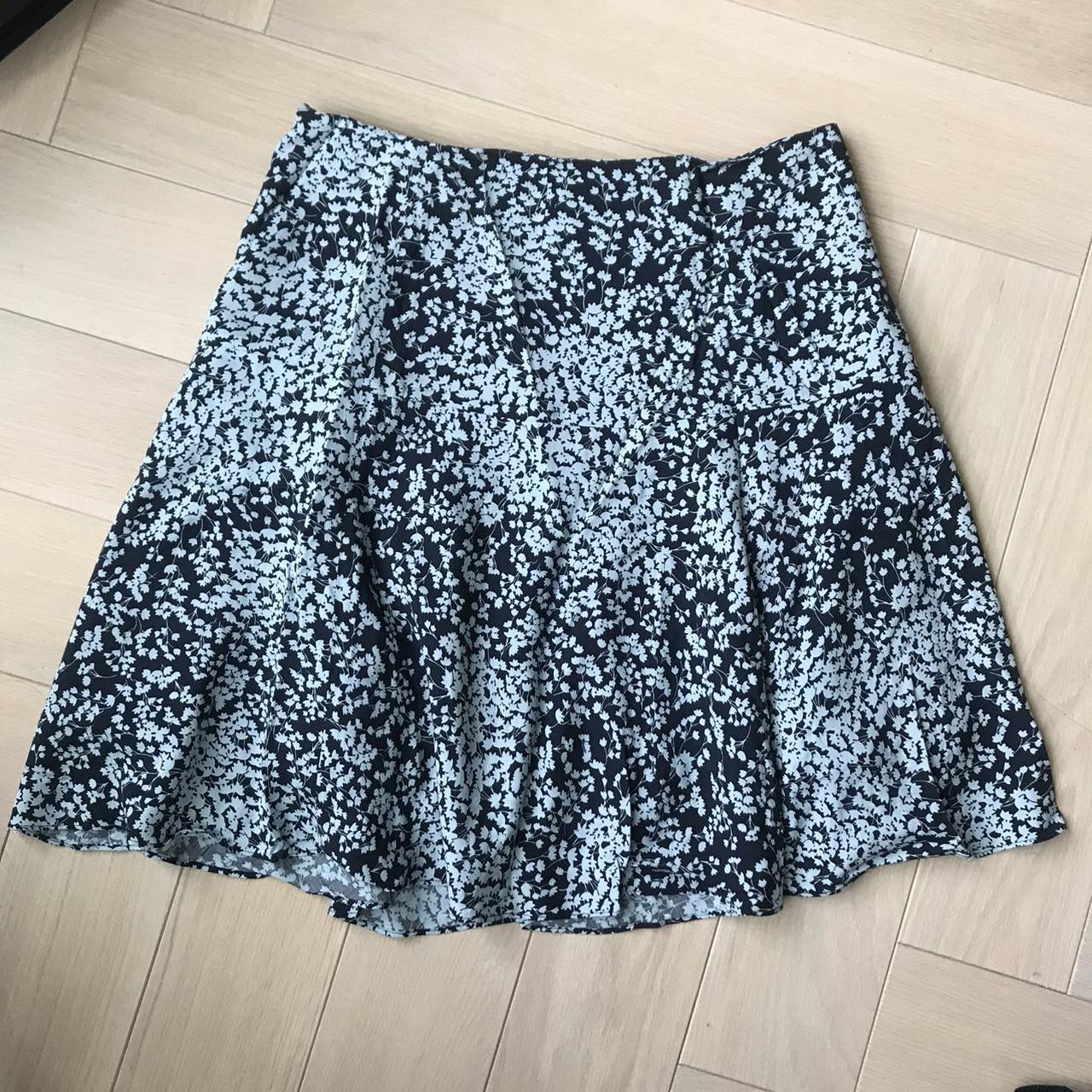 JIGSAW floral skirt Excellent condition Double... - Depop