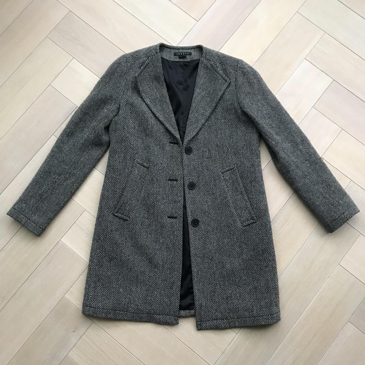 Theory Women's Coat | Depop