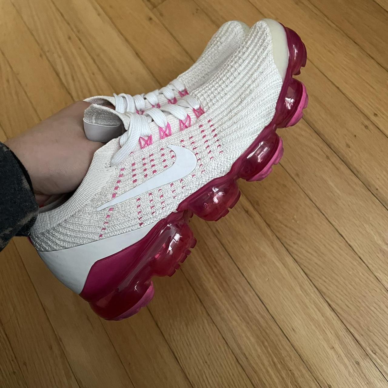 Pink rise outlet vapormax