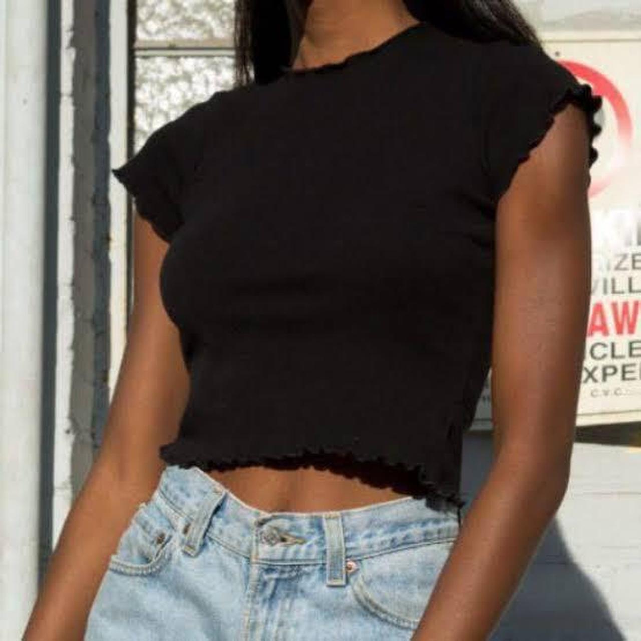 Brandy Melville Wynn Ruffle Crop Top In perfect... Depop