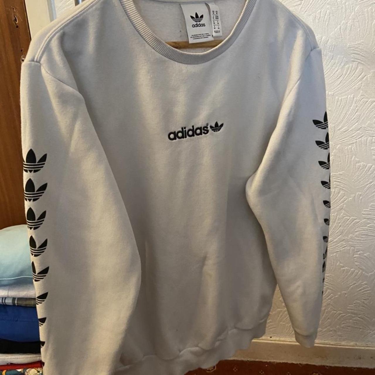 Adidas originals discount repeat trefoil sweatshir