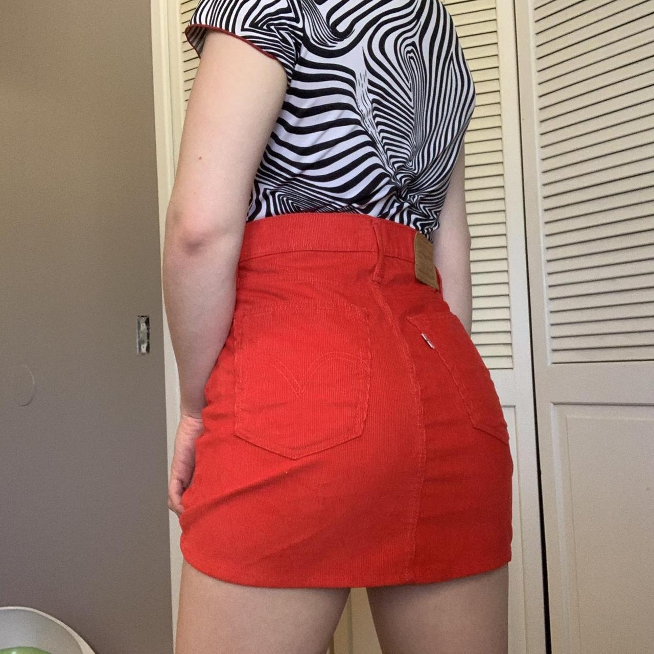 Levi's red skirt hotsell