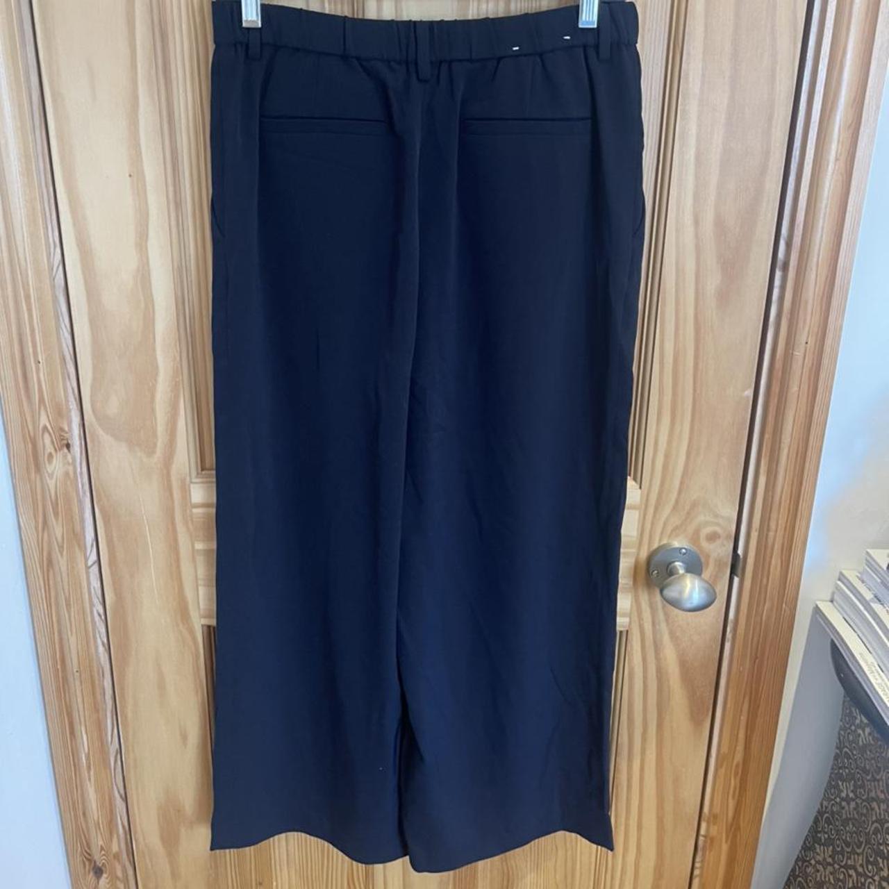 UNIQLO Women's Trousers | Depop