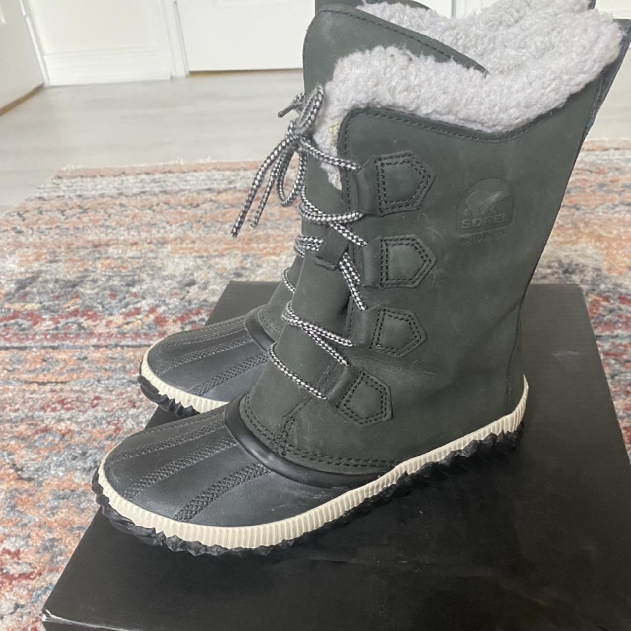 Women’s size 4 Sorel Out n about plus tall... - Depop