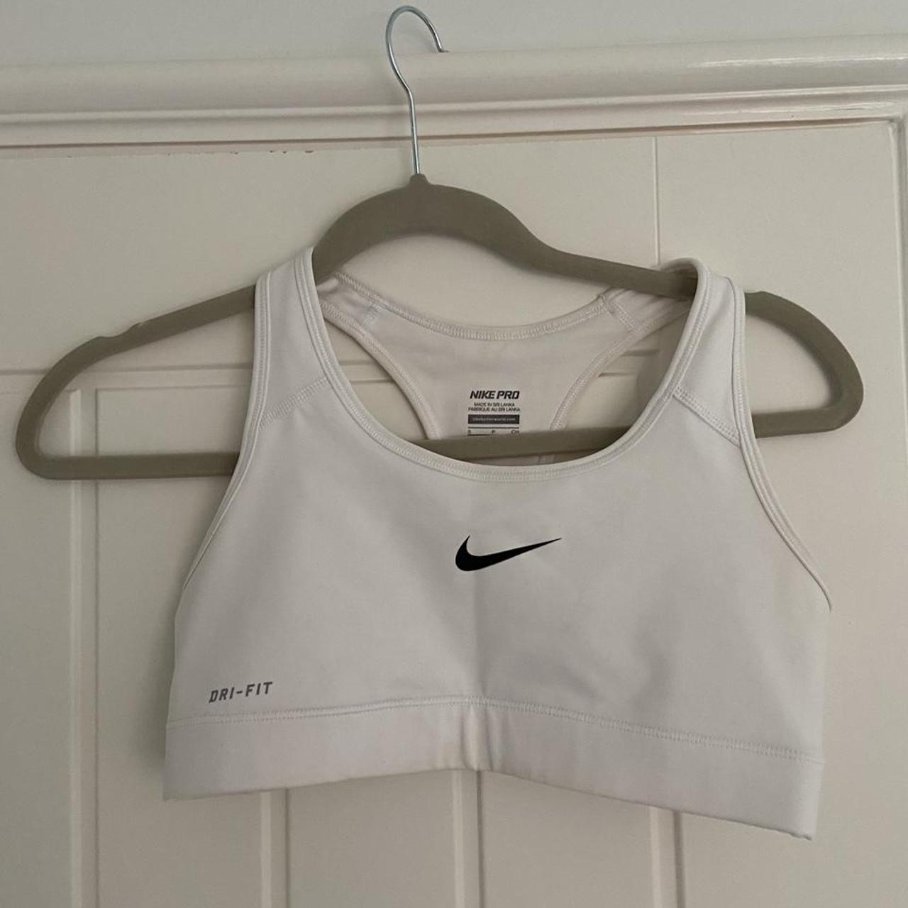 womens white nike sports bra