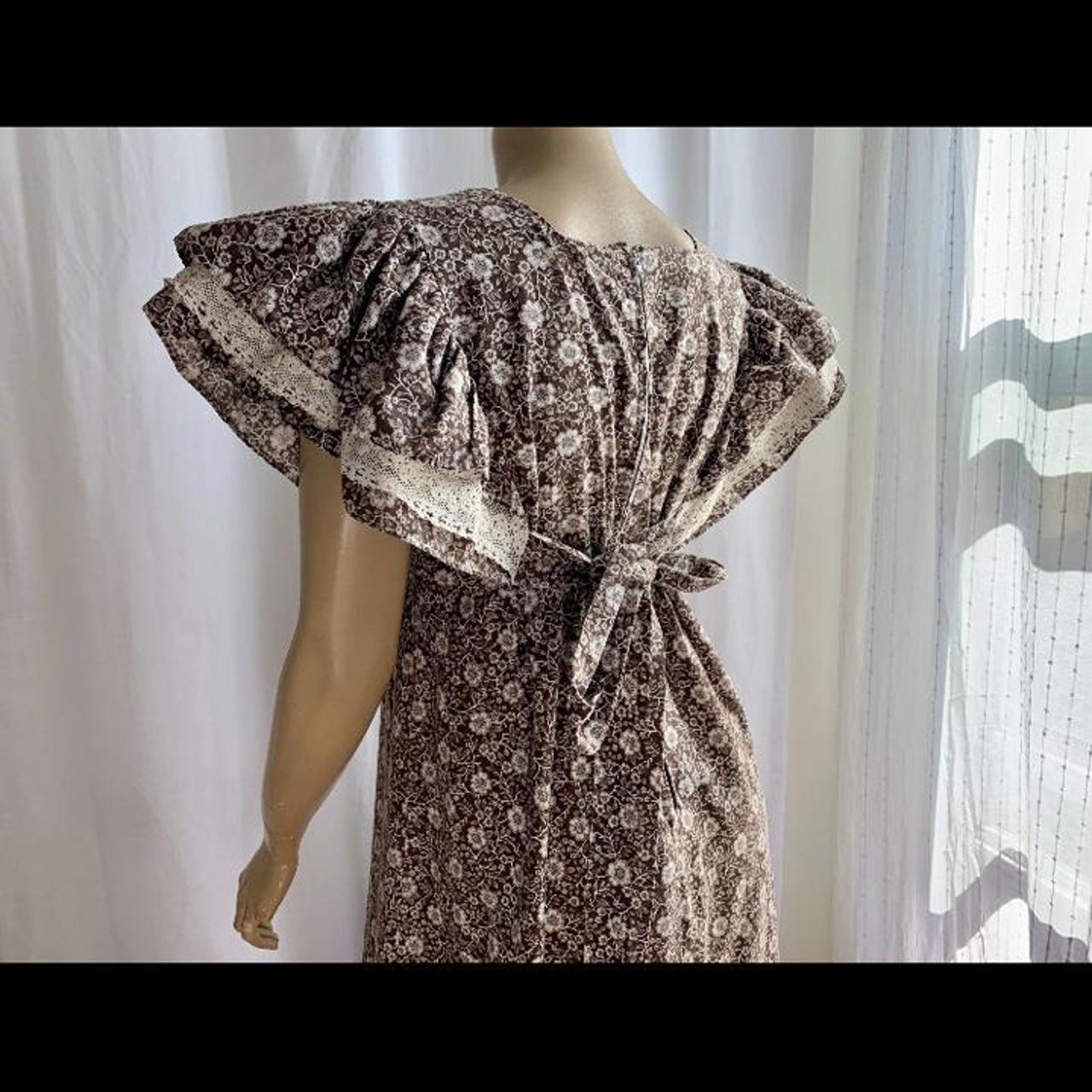 Product Image 3 - Vintage cotton brown calico dress!