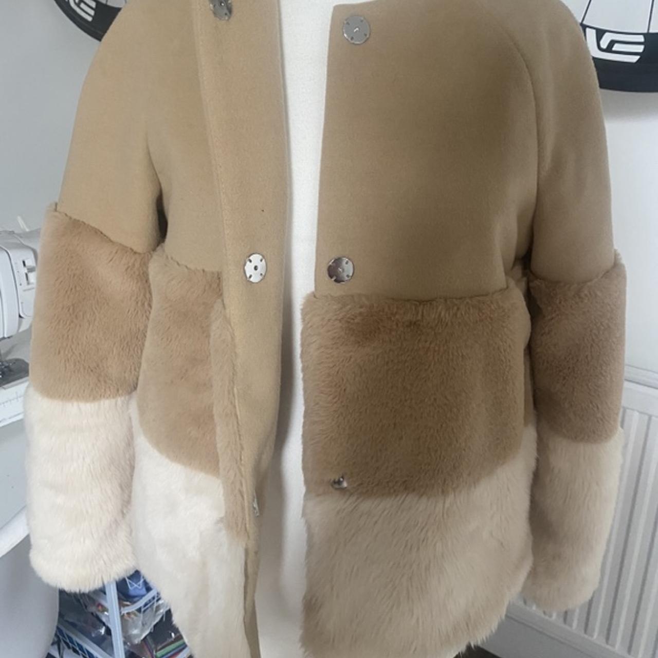 Stradivarius tan fur jacket, worn a few times. - Depop