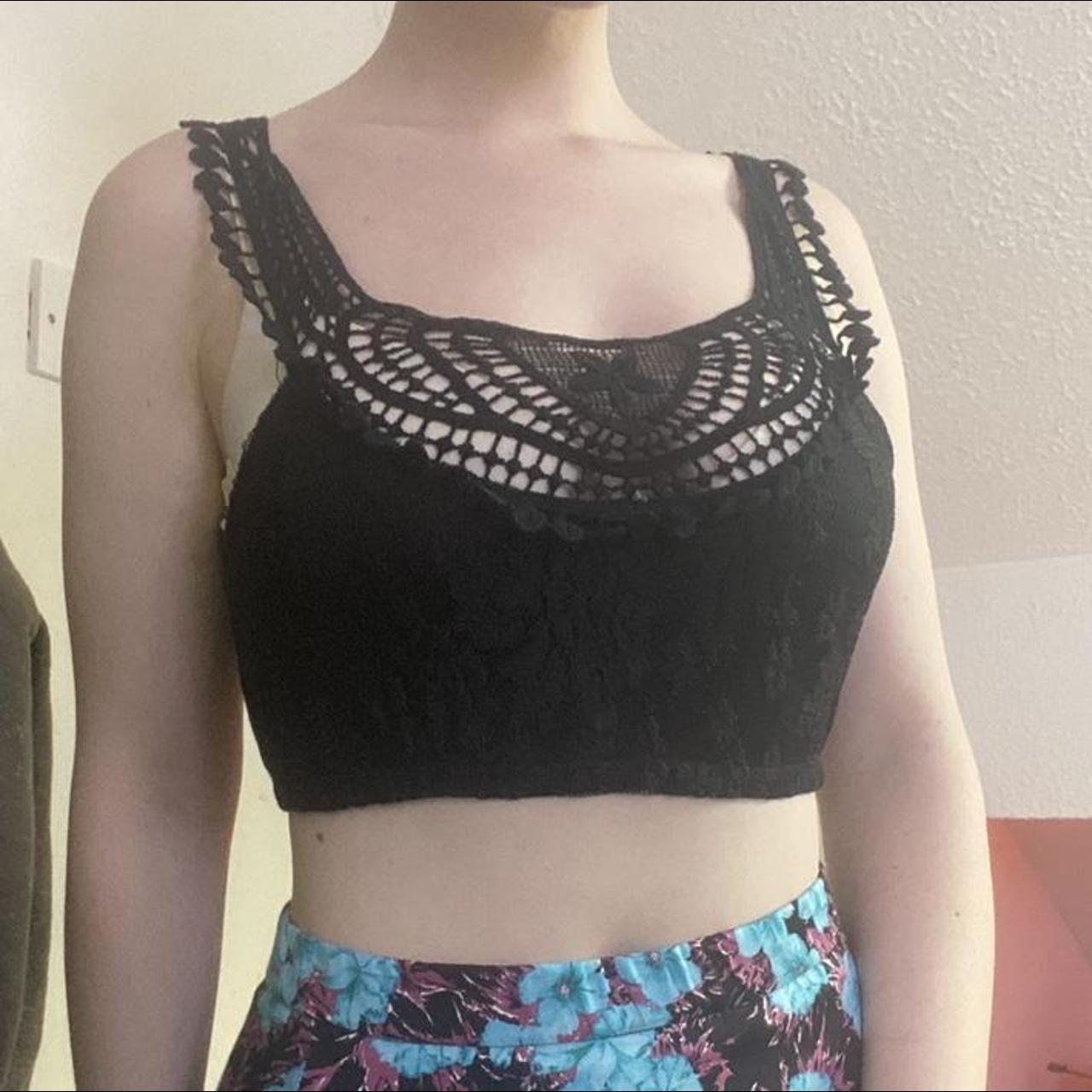 Burgundy lace bralette top, super cute and in great - Depop