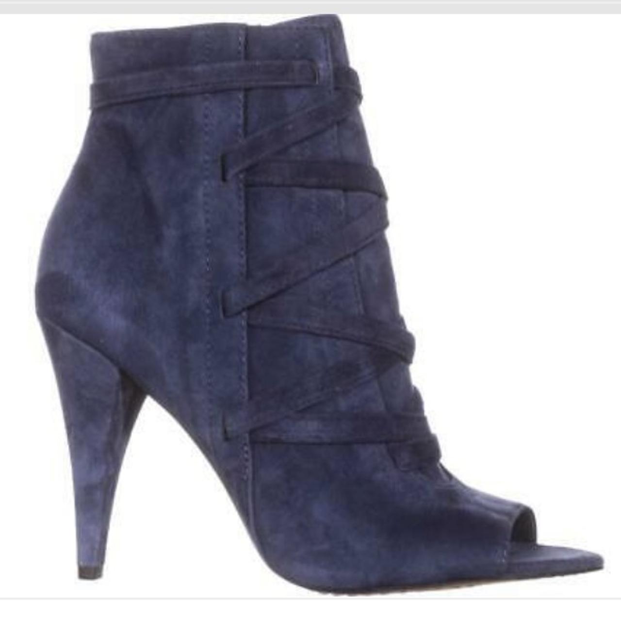 Vince camuto best sale aranda bootie