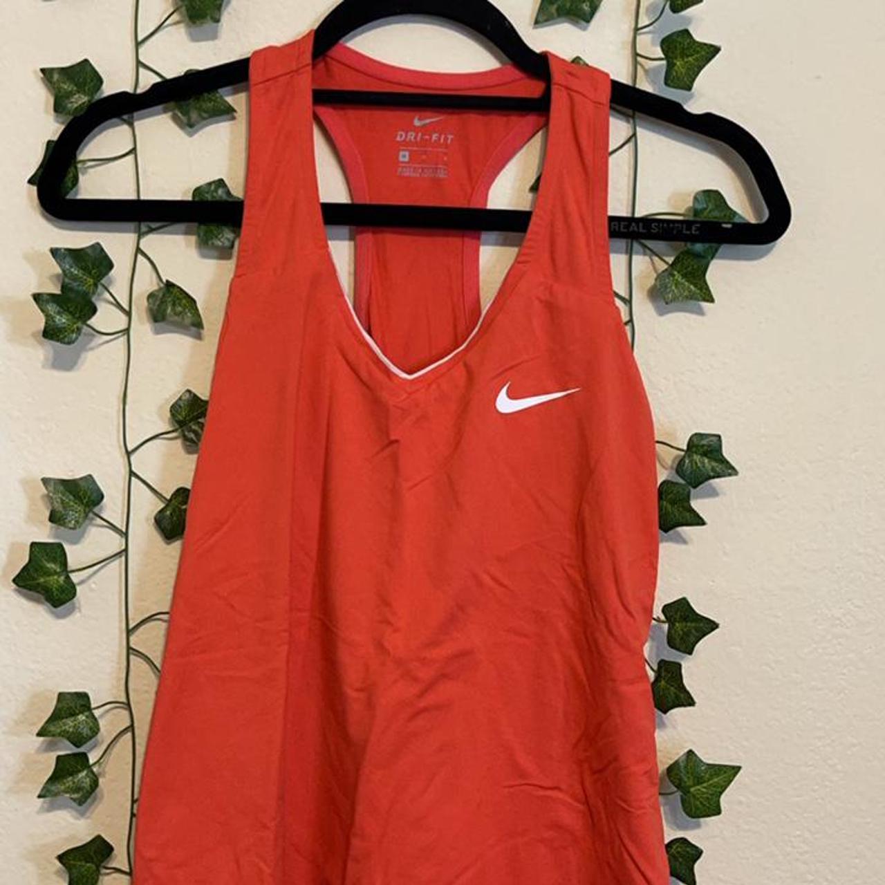 halter sports bra nike