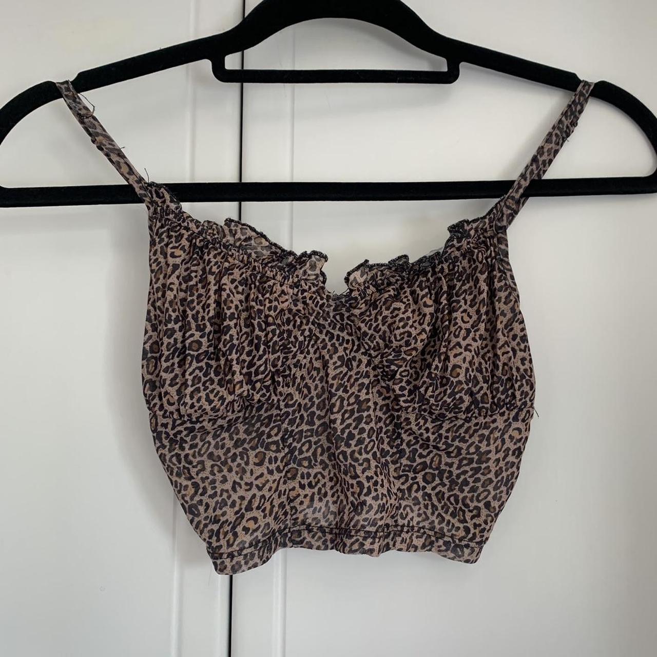 Women's Brown and Black Crop-top | Depop