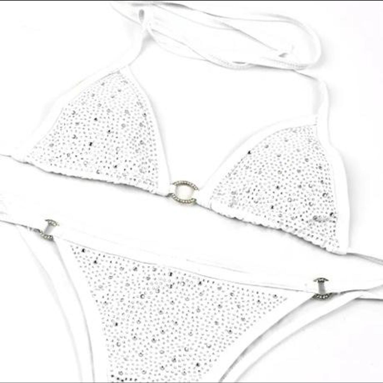 Women's White Bikinis-and-tankini-sets | Depop